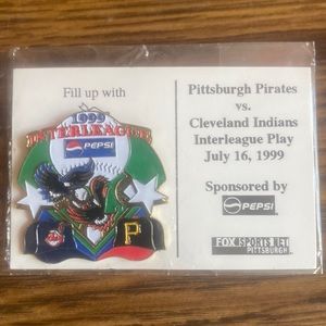 Commemorative Pittsburgh Pirates vs Cleveland Indians interleague pin 7-16-1999